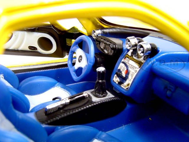 PAGANI ZONDA C12 YELLOW 118 DIECAST MODEL CAR  