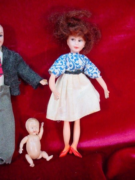 Vintage 4 Lot CELLULOID DOLL FAMILY Plastic HONG KONG Father MOTHER 