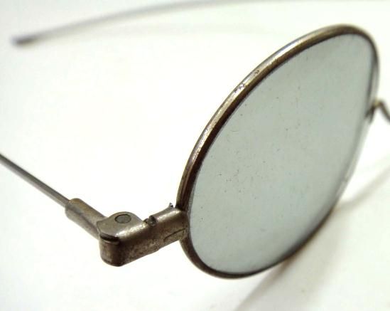 antique CIVIL WAR era EYE SUN GLASSES tinted METAL RIM WIRE FRAMES 