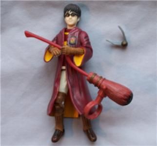 Mattel HARRY POTTER QUIDDITCH HARRY w/ Broom & Snitch  