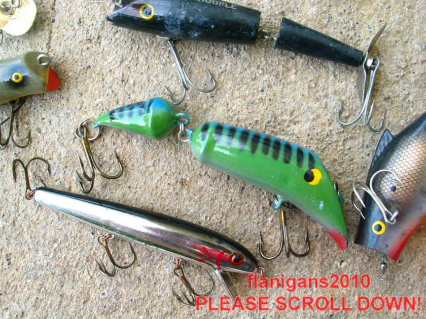 TACKLE BOX FIND lot vintage FISHING LURES heddon mouse flutterfin 