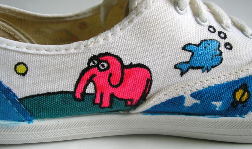 WHITE TENNIS SHOES ARTIST HAND PAINTED 8 ALL OVER FUN  