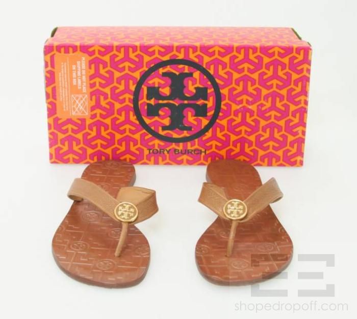   Tan Tumbled Leather & Gold Emblem Thora Thong Sandals Sz 9  