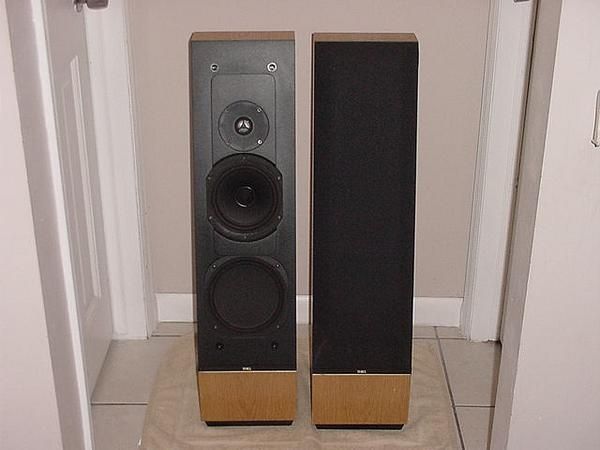 Thiel CS 1.5 Speakers { Small on Speaker Big on Sound } speaker of the 