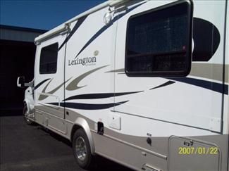 2011 Forest River Lexington 265 27.7ft Class B Motorhome, 2 Slides 