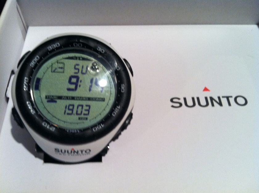 Suunto Vector HR White SS015300000 BRAND NEW WATCH  