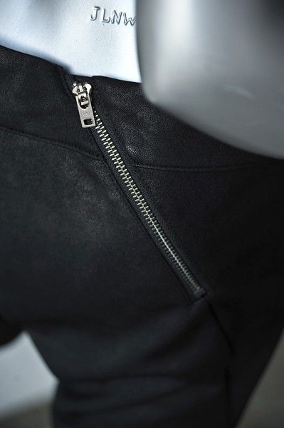 UNDER.LIGNE DOO.RI Black Stretch Skinny Cigarettte Leggings ZIPPERS 