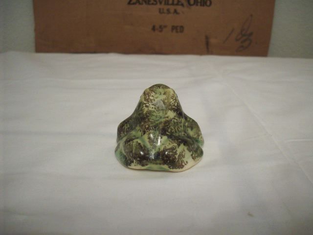 BRUSH MCCOY 1 3/4” WEE FROG LAWN ORNAMENT C951  