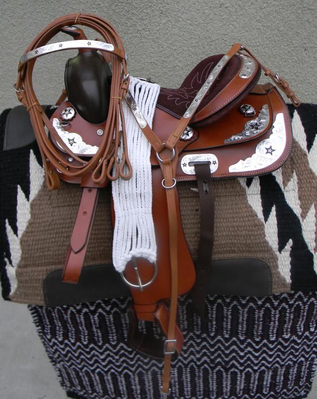   TAN SHOW LEATHER WESTERN SADDLE PKG. BY CENTRAL VALLEY SADDLERY  