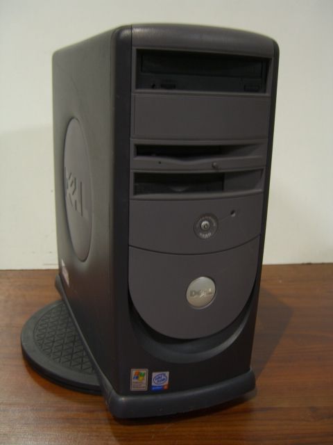 DELL DIMENSION 4550 DHM, Pentium 4 2.4GHz, 2GB RAM, 120GB HDD  