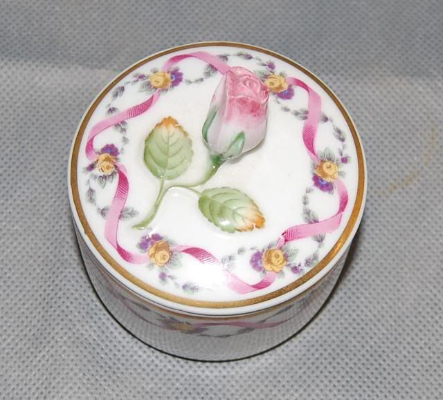 Richard Ginori Rapallo Porcelain Pink Rose Trinket Box  