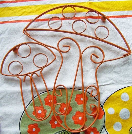  Merry Mushroom LOT Salt Pepper Tablecloth Table Cloth Trivet 