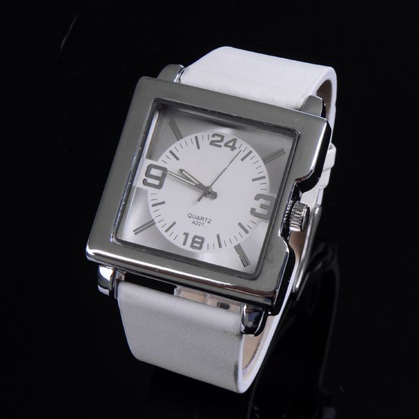 Exquisite Square Dial Scale Leather Men Wristwatch Gift  