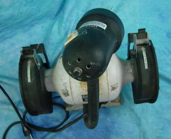 Working Electric Pro Tech 6 Bench Grinder Adjustable Lamp Model 8103 