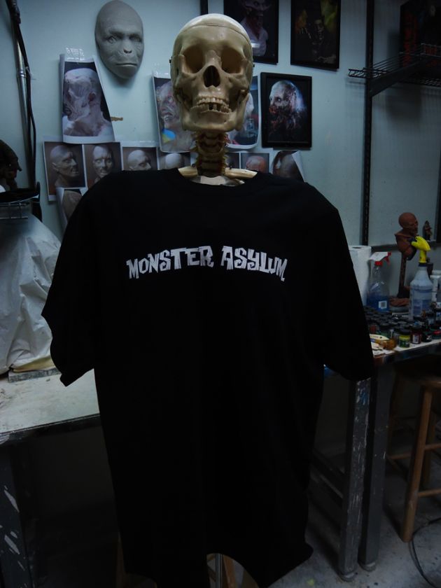 THE ART OF JONATHAN FULLER/MONSTER ASYLUM T SHIRT  