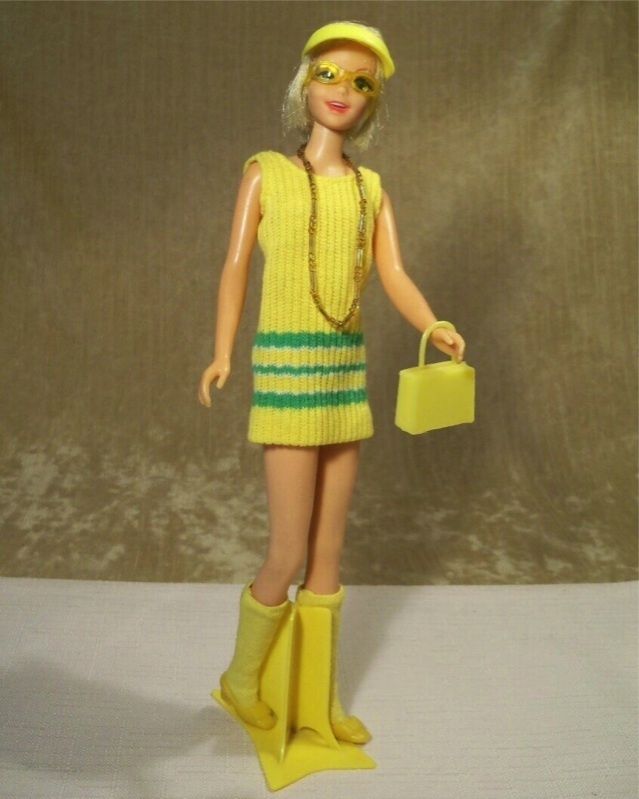 Vintage Francie Casey #1725 TWIGGY DOs (1968) Sun Yellow Twiggy Dos 