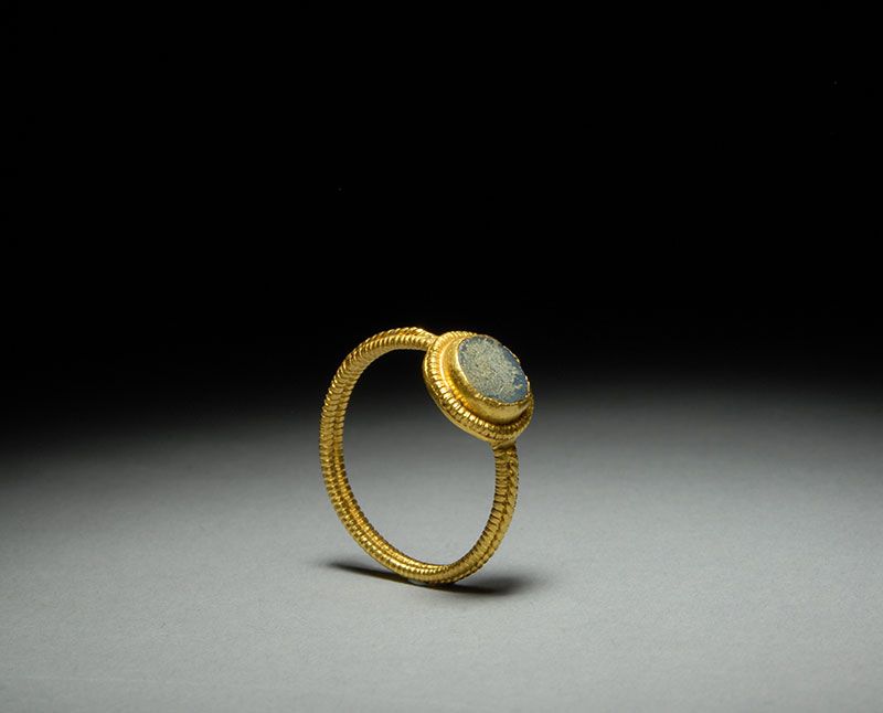 Ancient Roman Gold & Glass Finger Ring Glass  