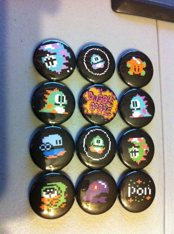 Bubble Bobble NINTENDO NES lot of 12 pins buttons 1  