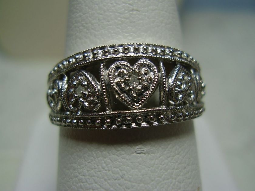 Beautiful 14K White Gold Cigar Style Diamond Ring  