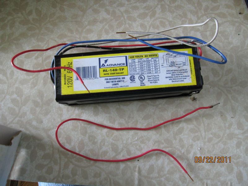 Advance 120V 60 Hz RL 140 TP Electronic Ballast   Bent  