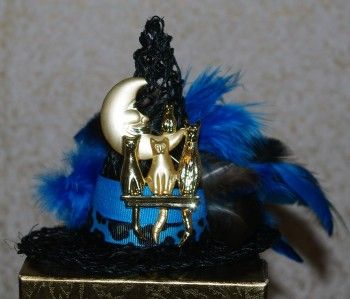 lMini Teal Salem Witch Hat 4 Cats & Moon Pin   Doll  