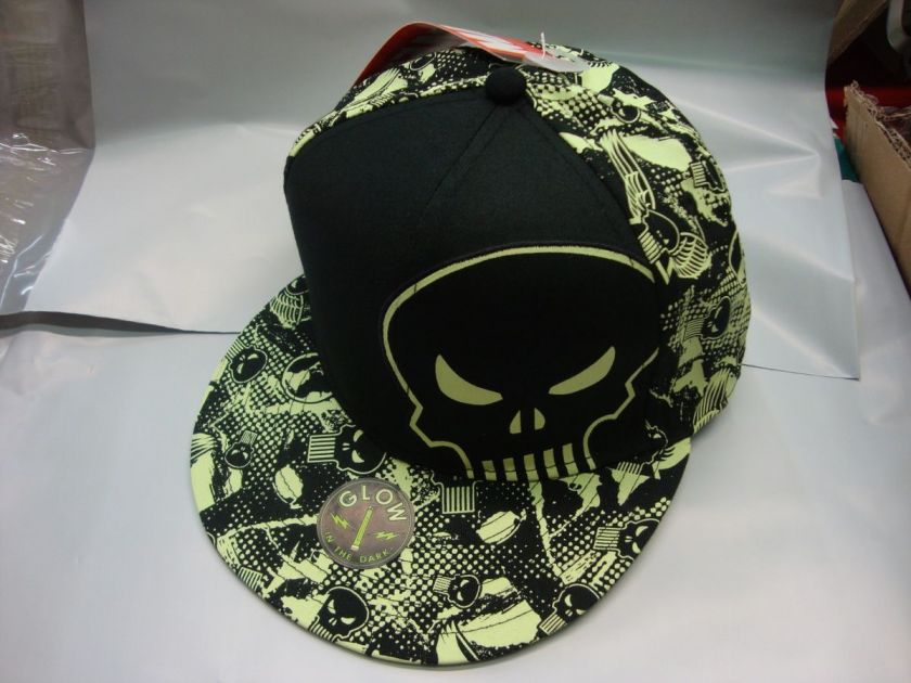 MARVEL PUNISHER GLOW IN THE DARK FLAT BILL CAP NWT  