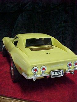 Jim Beams 1992**1968 Corvette Safari Yellow*MINT w/BOX  