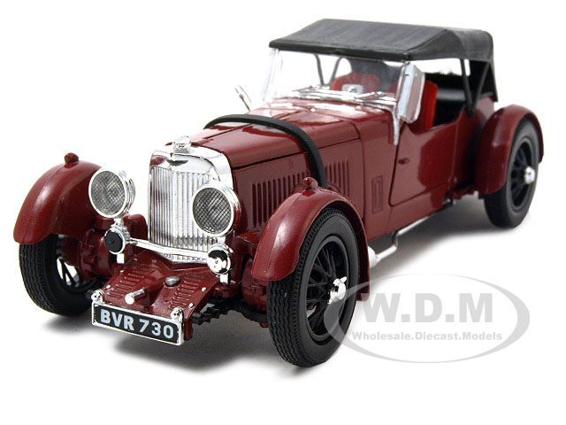 1934 ASTON MARTIN MARK II BURGUNDY 132 DIECAST MODEL  