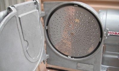 3/32 Vegetable Cheese Grater Shredder Disc for Hobart Pelican Head Chopper  - Smokehouse Chef