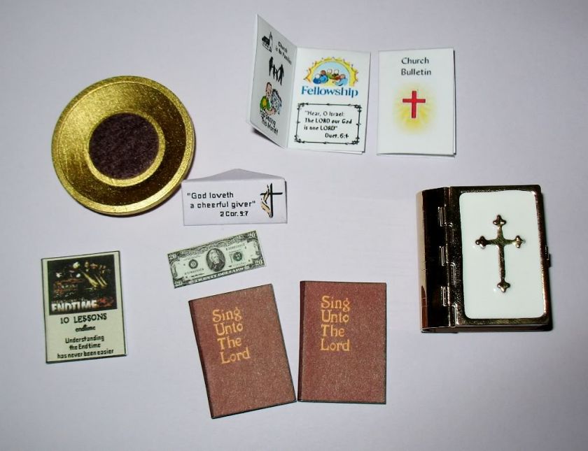 CHURCH SET 4 madame alexander, ginny 8 dolls Bible Podium & more RARE 