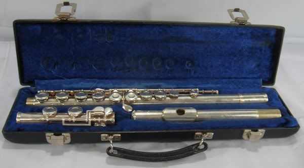 Gemeinhardt 2SP Closed Hole Flute  