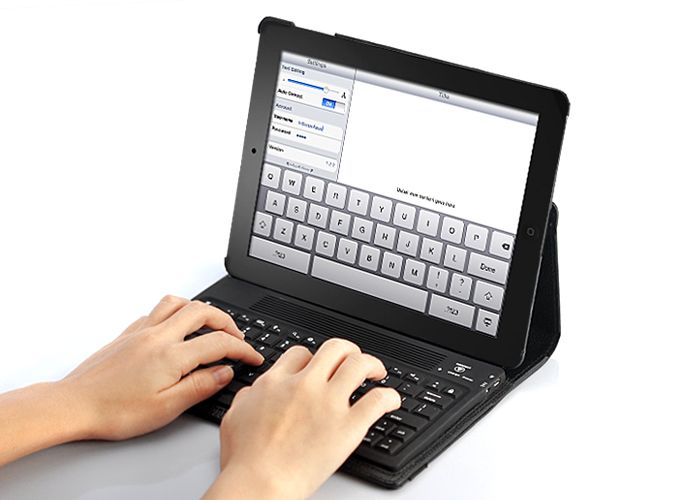   Leather Case with Spill Proof Bluetooth Keyboard for iPad2 (Rotatable