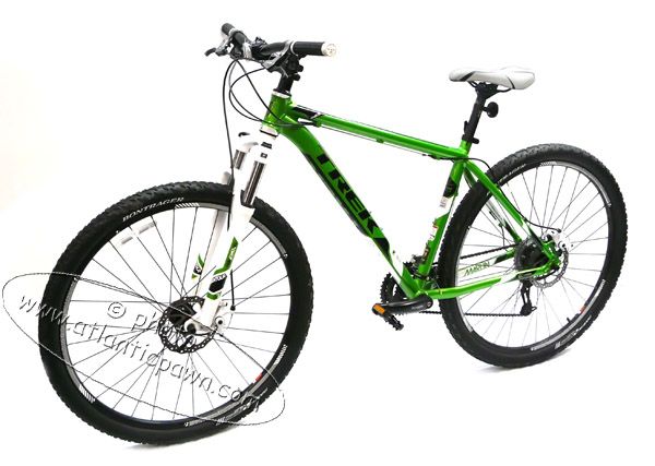 TREK MARLIN 24 SPEED MOUNTAIN BIKE  